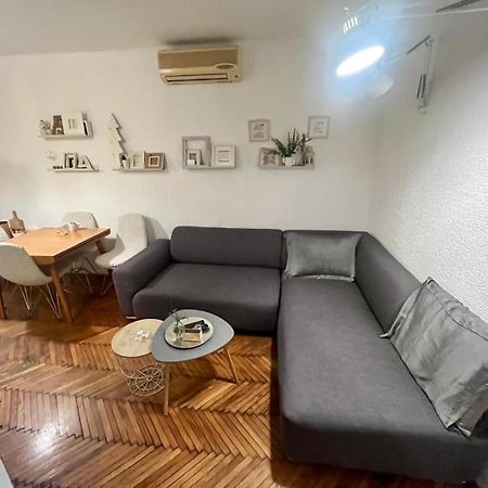 Kopernik - Parking Available Apartment Belgrade Luaran gambar